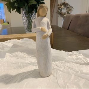WillowTree Cherish “Awaiting a miracle” figurine